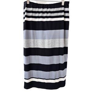 🍒 2/$20 🍒 Black Gray and White Striped Maxi Skirt  Bobeau sz Medium